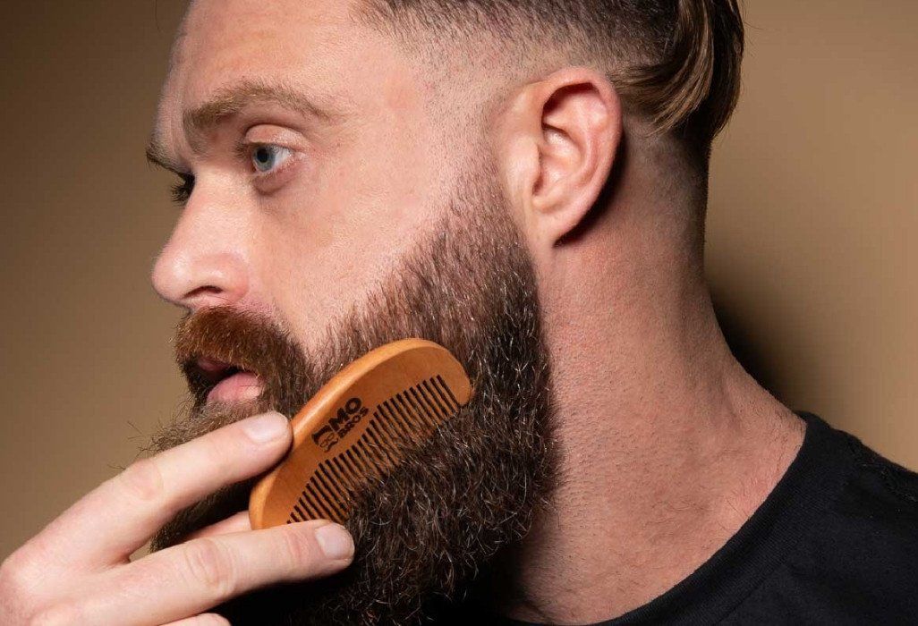 Is it good to comb beard everyday?